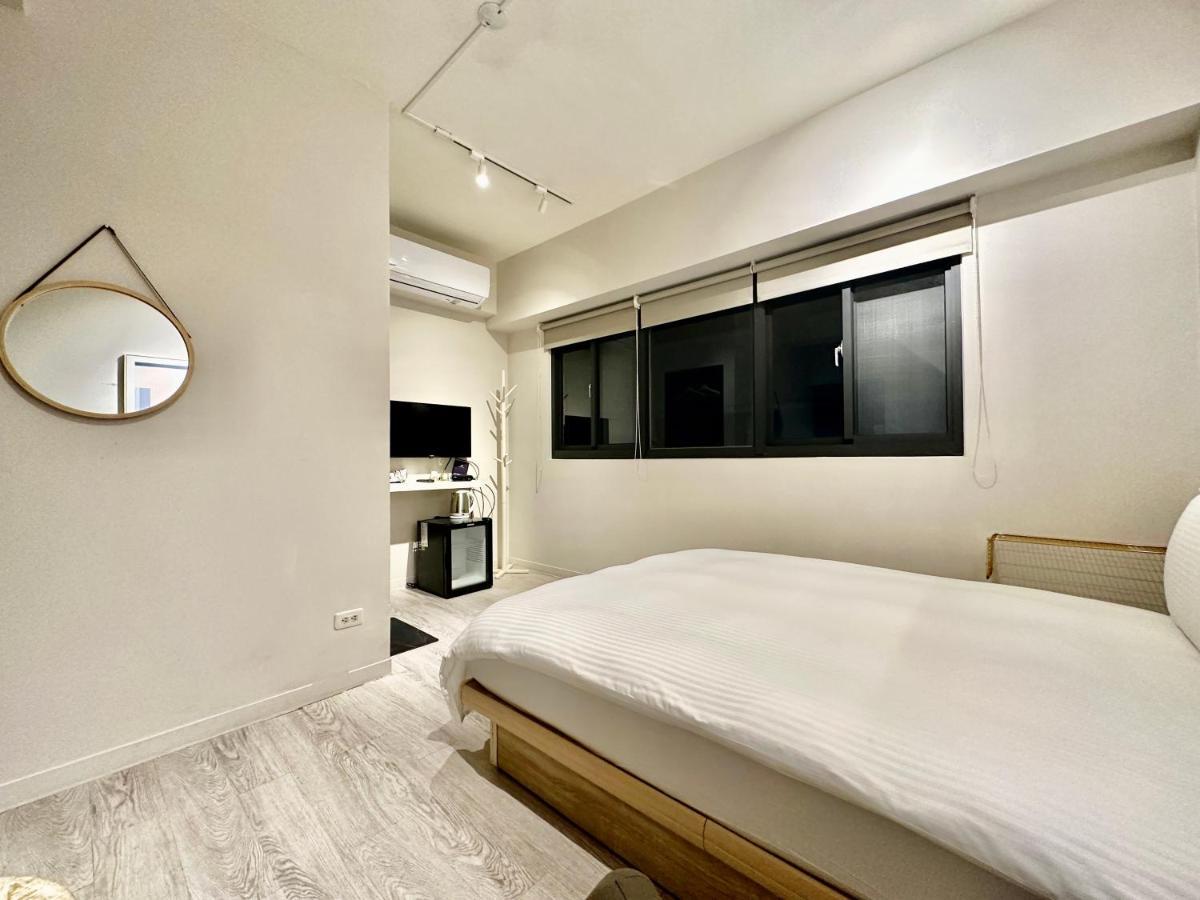 御旅 Inn Taichung Exteriör bild