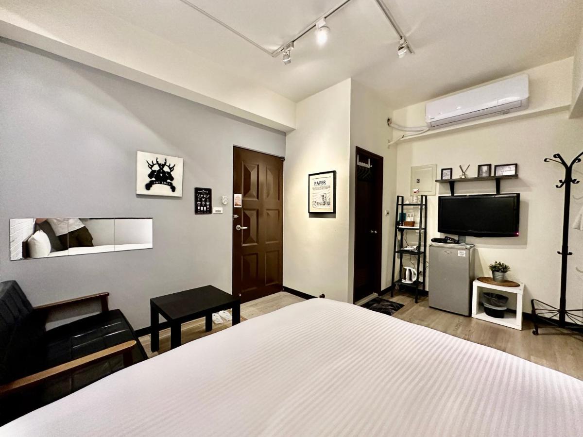 御旅 Inn Taichung Exteriör bild
