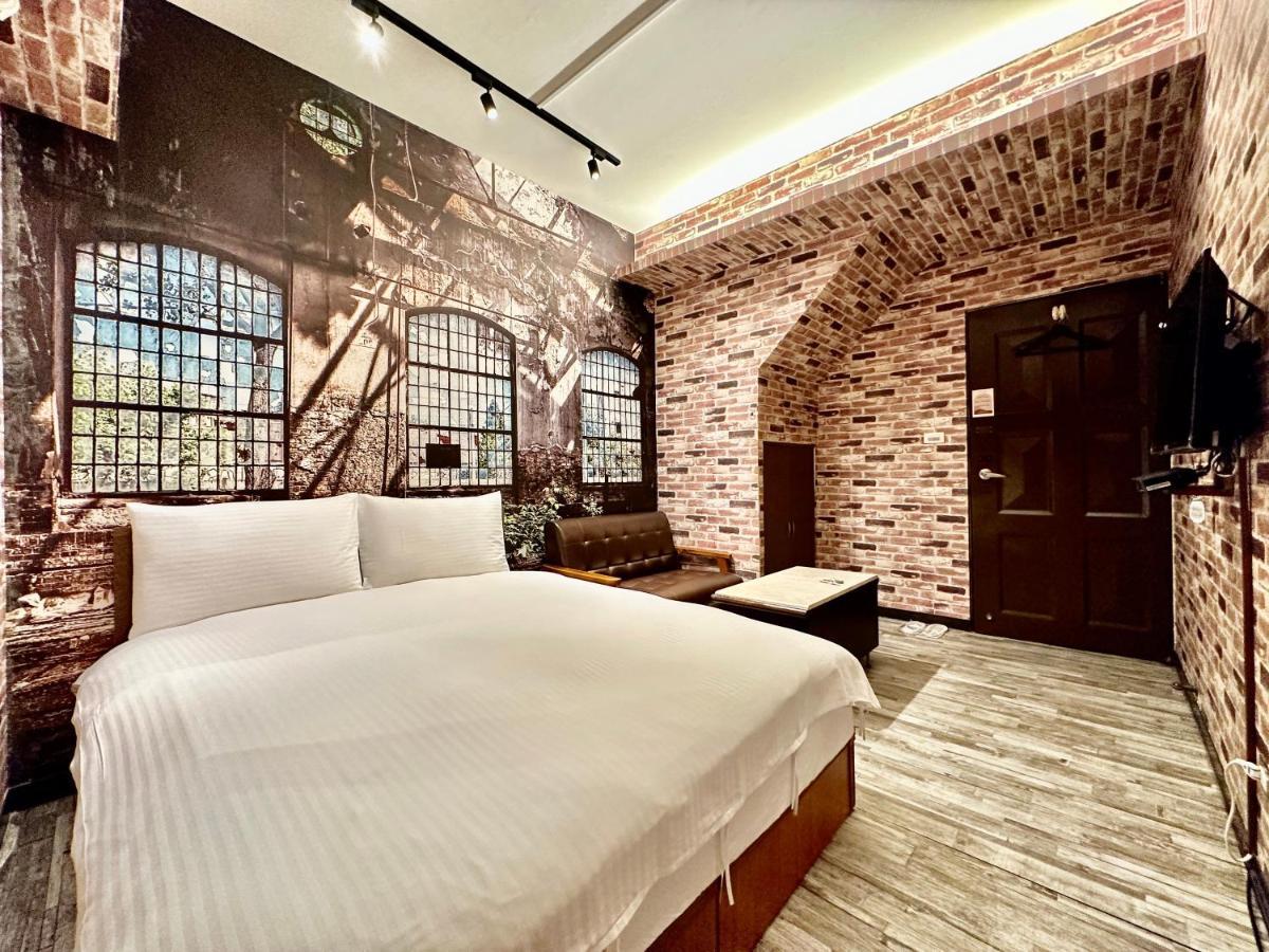 御旅 Inn Taichung Exteriör bild
