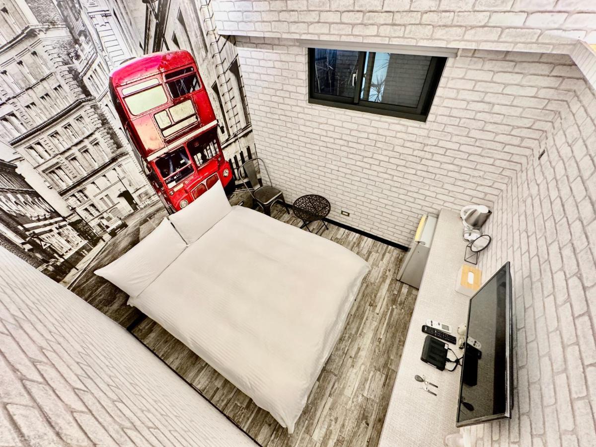 御旅 Inn Taichung Exteriör bild