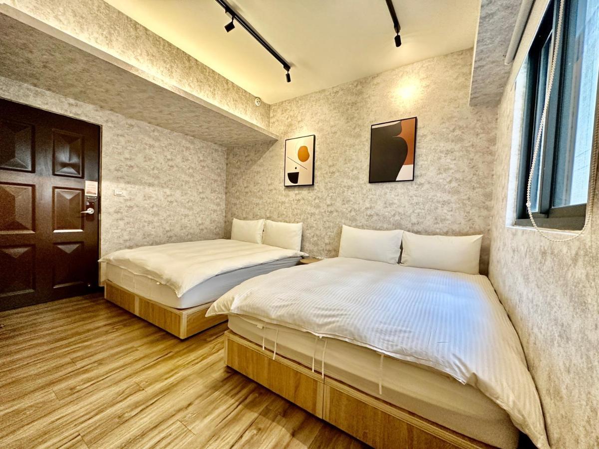 御旅 Inn Taichung Exteriör bild